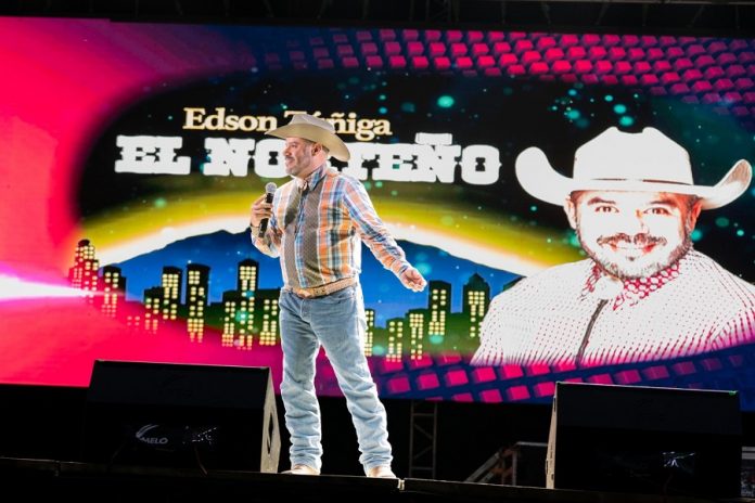 Carcajadas inundan la Feria Nacional del Café con «El Norteño»